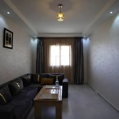شقة Comfy Flat 10 Mins From Medina مراكش المظهر الخارجي الصورة